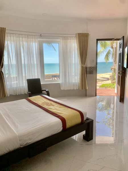 Dynasty Beach Resort