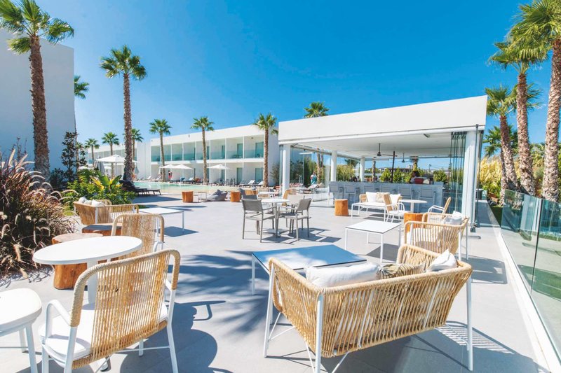 White Dreams Resort